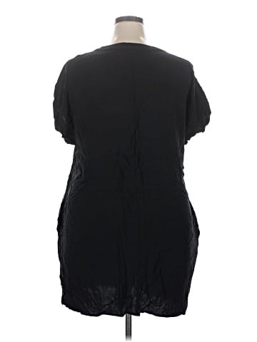 Gap Short Sleeve Blouse (view 2)
