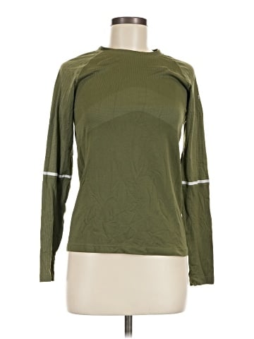 Lululemon Athletica Long Sleeve T-Shirt (view 1)