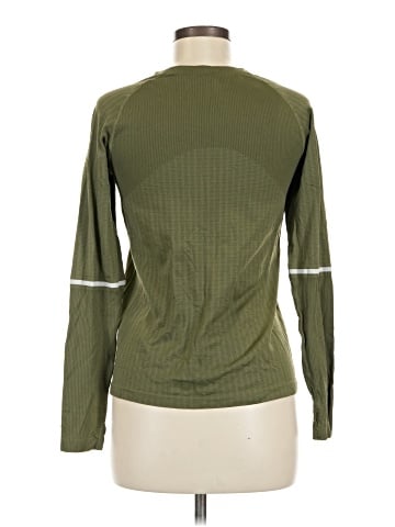 Lululemon Athletica Long Sleeve T-Shirt (view 2)