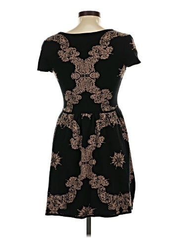 Romeo & Juliet Couture Casual Dress (view 2)