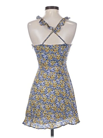 Cupcakes & Cashmere Casual Dress (view 2)