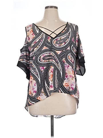 Bisou Bisou Short Sleeve Blouse (view 1)