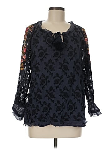 Sundance 3/4 Sleeve Blouse (view 1)