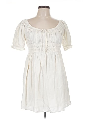 Urban Outfitters Casual Dress (view 1)