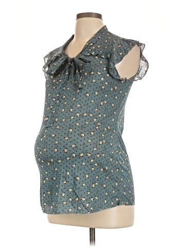 Robin's Nest Sleeveless Blouse (view 1)