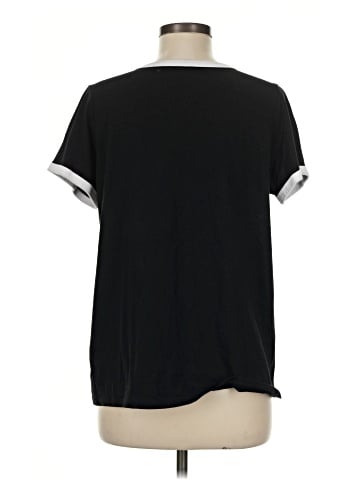 Torrid Short Sleeve T-Shirt (view 2)