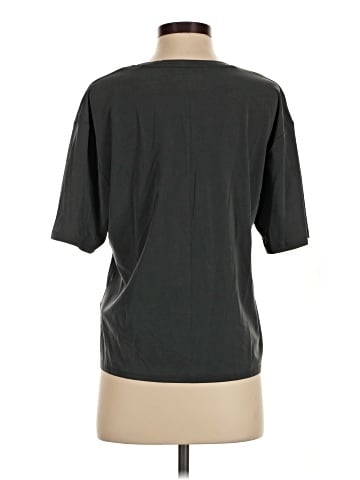 Abercrombie & Fitch Short Sleeve T-Shirt (view 2)