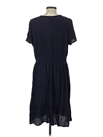 Croft & Barrow Casual Dress (view 2)