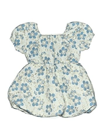 Peek... Dress (view 2)
