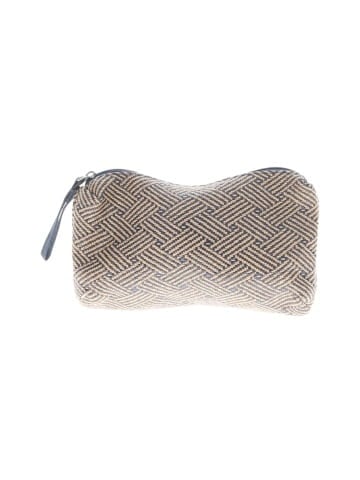 Unbranded Wristlet (view 1)