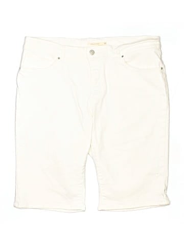 Levi's Shorts (view 1)