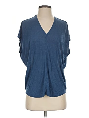 Vince. Short Sleeve Top (view 1)