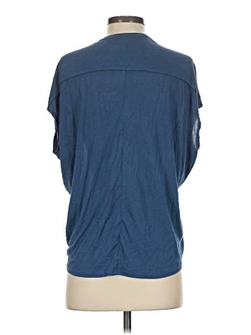 Vince. Short Sleeve Top (view 2)