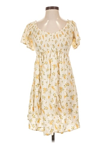 Eden & Olivia Casual Dress (view 1)