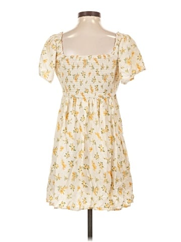 Eden & Olivia Casual Dress (view 2)