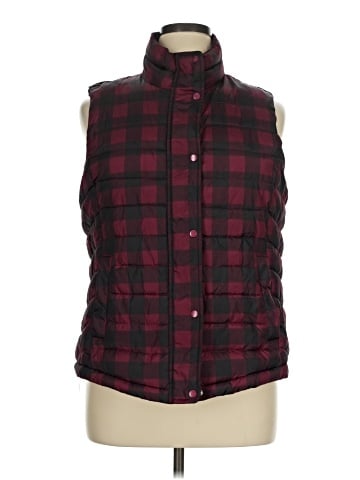 Gap Outlet Vest (view 1)