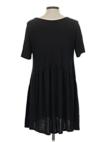 Agnes & Dora Casual Dress (view 2)