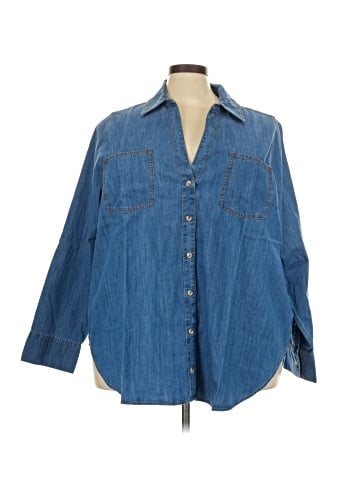 Torrid 3/4 Sleeve Button-Down Shirt (view 1)
