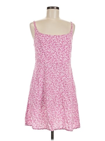 Old Navy Casual Dress (view 1)