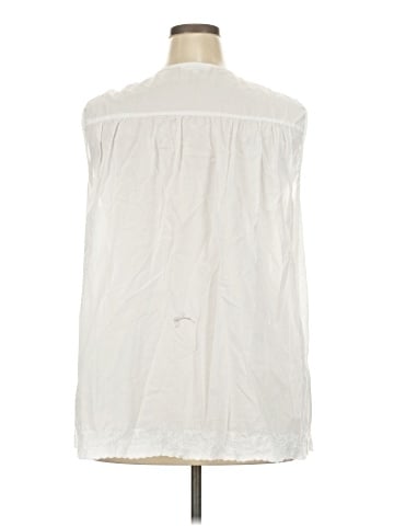 North Style Sleeveless Blouse (view 2)