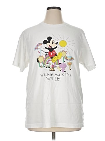 UT for Uniqlo Short Sleeve T-Shirt (view 1)