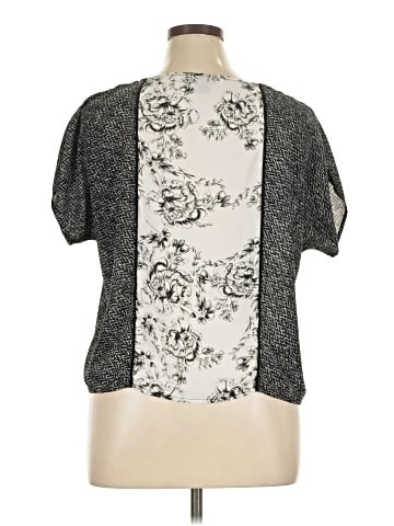 Nue Options Short Sleeve Top (view 2)