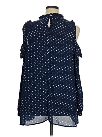 Cha Cha Vente Long Sleeve Blouse (view 2)