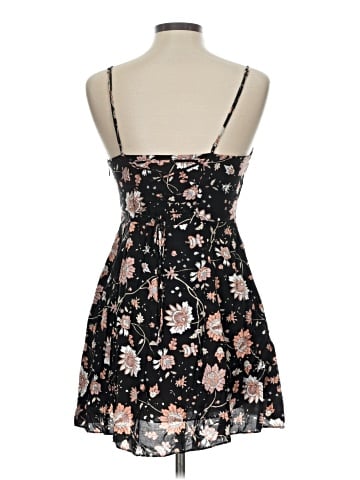American Eagle Outfitters Cocktail Dress (view 2)