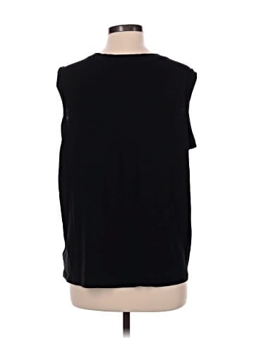 Torrid Short Sleeve T-Shirt (view 2)