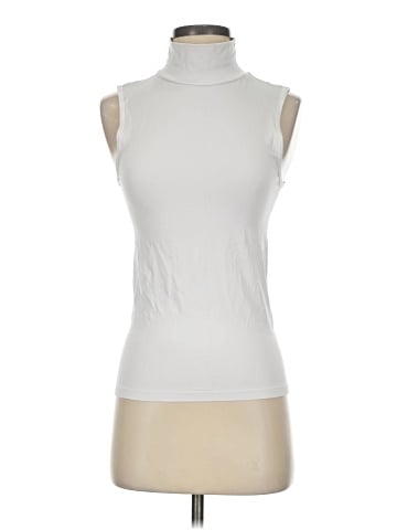 New York Laundry Sleeveless Top (view 1)