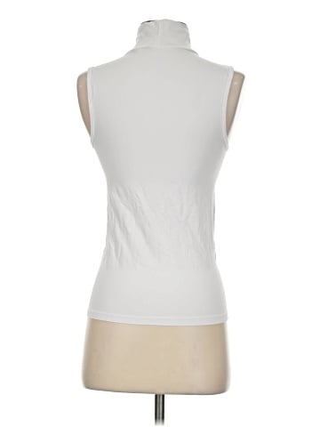 New York Laundry Sleeveless Top (view 2)