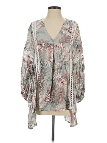 AndTheWhy 3/4 Sleeve Blouse (view 1)