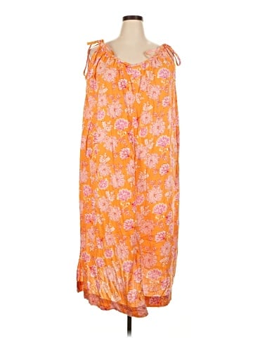 Old Navy Casual Dress (view 1)