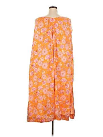 Old Navy Casual Dress (view 2)