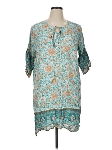 Halife 3/4 Sleeve Blouse (view 1)