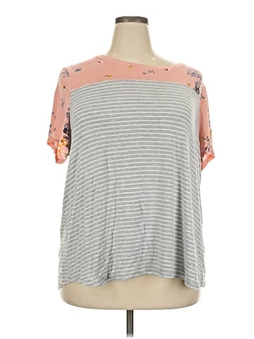 24/7 Maurices 3/4 Sleeve T-Shirt (view 1)