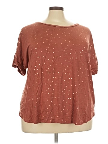 24/7 Maurices Short Sleeve T-Shirt (view 1)