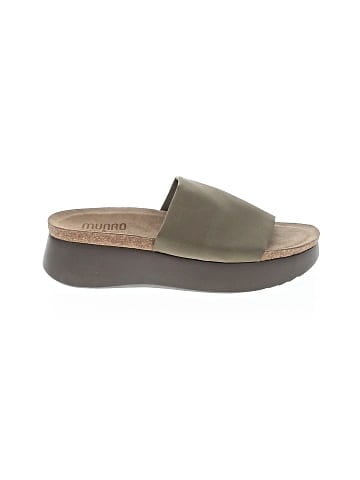 Munro American Wedges (view 1)