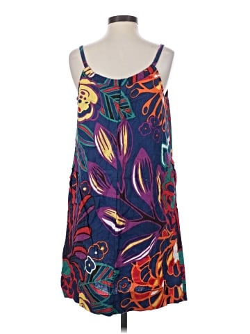 Old Navy Casual Dress (view 2)