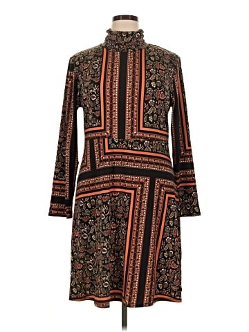 C. Wonder Casual Dress (view 1)