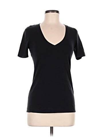 Lululemon Athletica Short Sleeve T-Shirt (view 1)