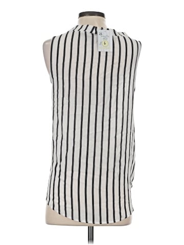 Daytrip Sleeveless Blouse (view 2)