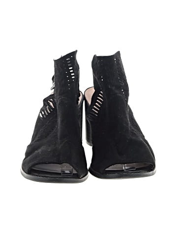 Universal Thread Sandals (view 2)