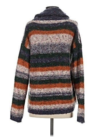 Mystree Pullover Sweater (view 2)