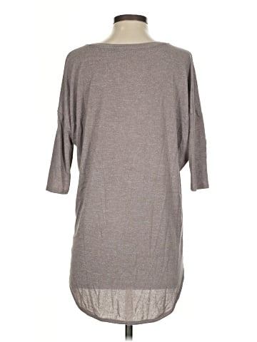 Express 3/4 Sleeve Top (view 2)