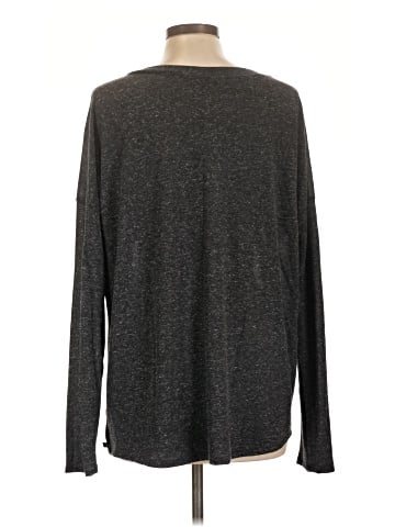 Victoria's Secret Long Sleeve T-Shirt (view 2)