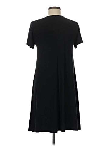 Old Navy Casual Dress (view 2)