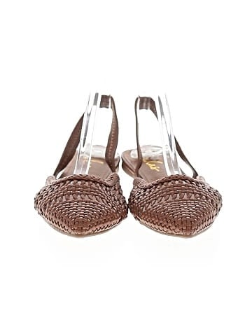 Lulus Flats (view 2)