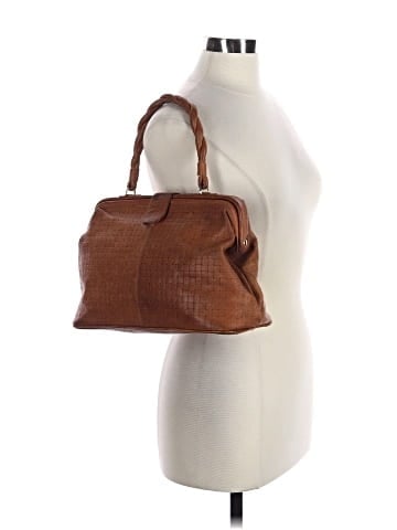 Giani Bernini Leather Shoulder Bag (view 2)