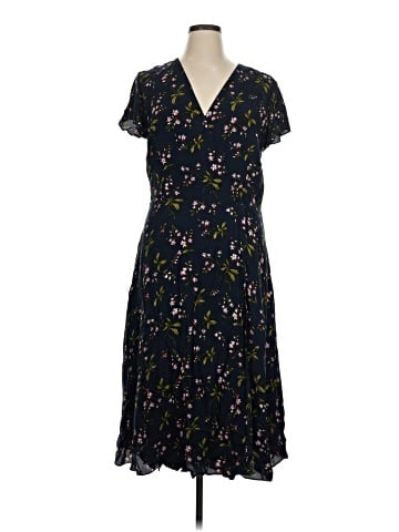 Ann Taylor Casual Dress (view 1)